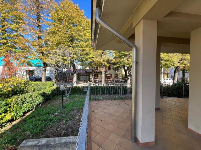 Villetta bifamiliare in vendita di 216 m² in Viale Cappuccini