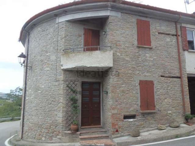Villetta bifamiliare in vendita di 218 m² in Borgo di Linaro