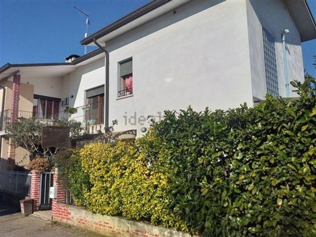 Villetta bifamiliare in vendita di 223 m² in Via Partidor, 21