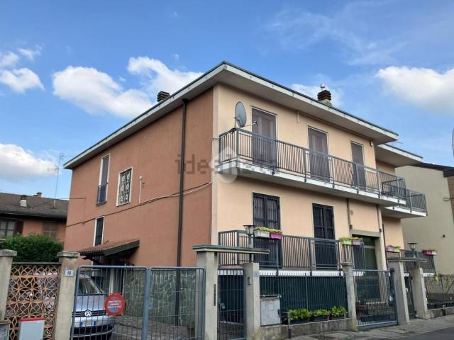 Villetta bifamiliare in vendita di 223 m² in Via San G. Bosco, 16
