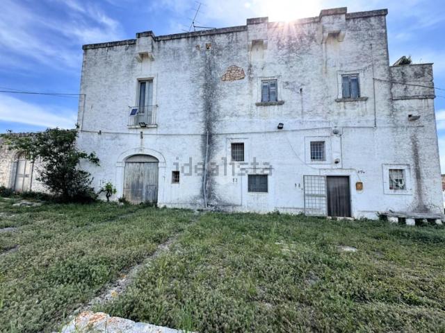Villetta bifamiliare in vendita di 220 m² in Contrada Virbo