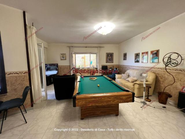 Villetta bifamiliare in vendita di 220 m² in Corso Giuseppe la Masa