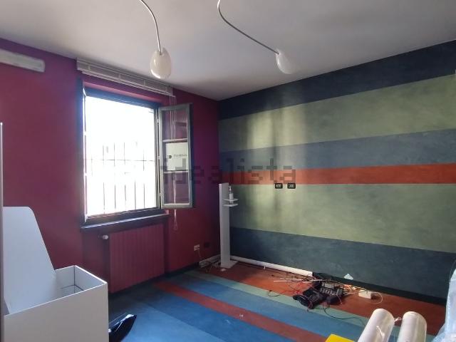 Villetta bifamiliare in vendita di 220 m² in Via Antonio Astesano, 8