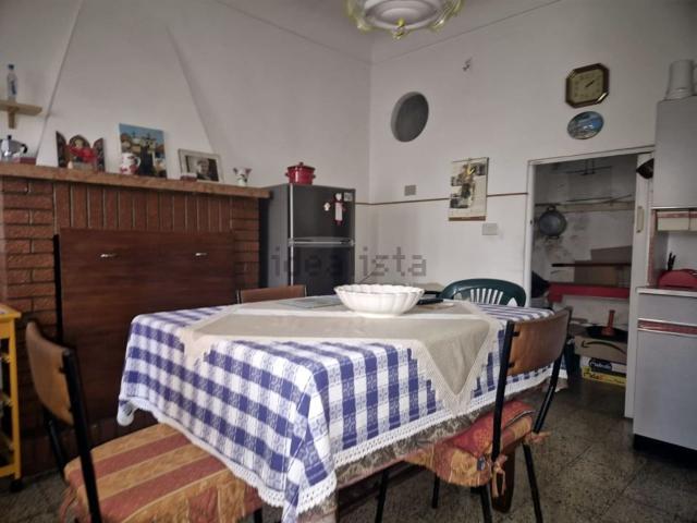 Villetta bifamiliare in vendita di 220 m² in Via Roma