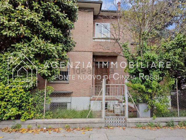 Villetta bifamiliare in vendita di 220 m²