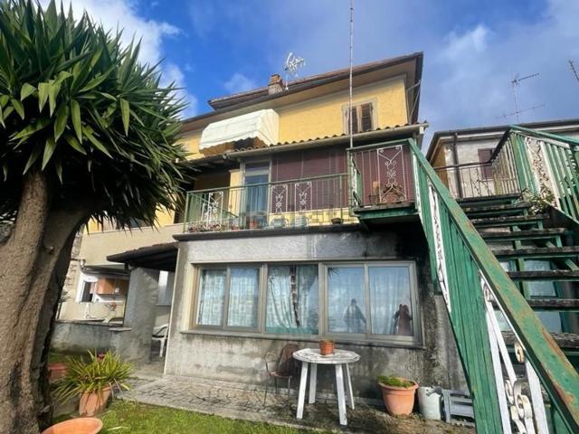 Villetta bifamiliare in vendita di 220 m²