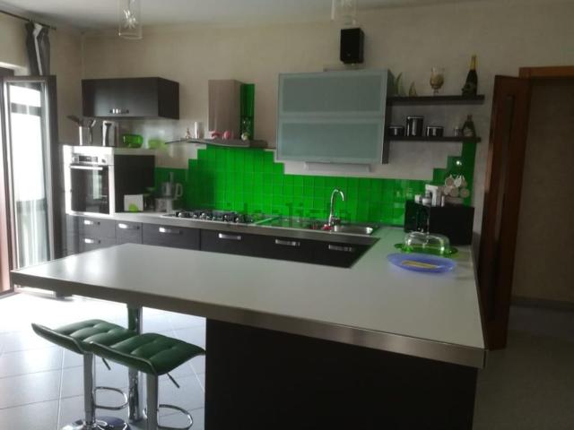 Villetta bifamiliare in vendita di 220 m²