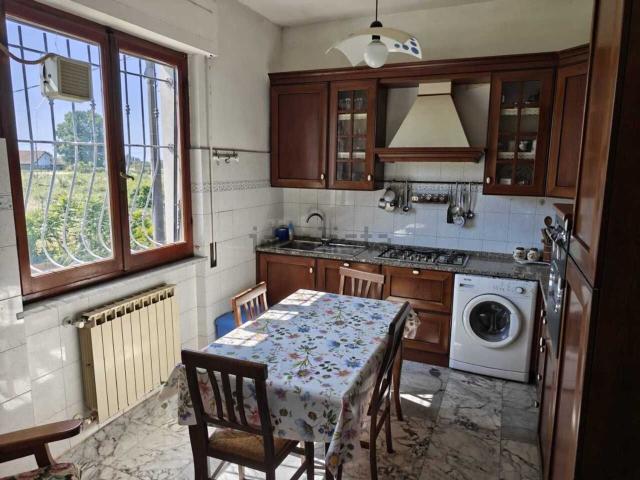 Villetta bifamiliare in vendita di 220 m²