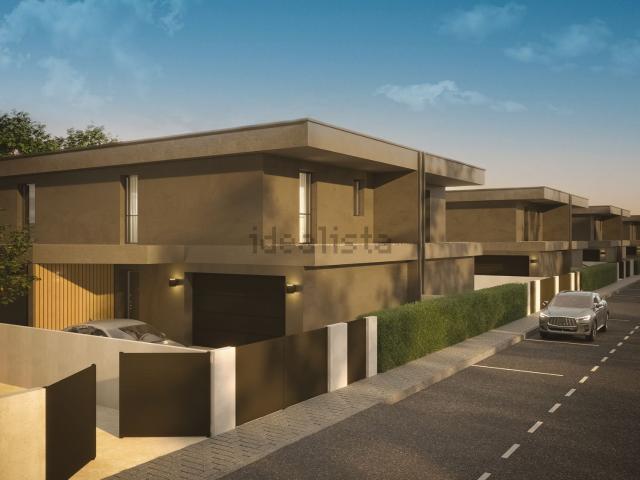Villetta bifamiliare in vendita di 222 m² in Via Sanmartinara