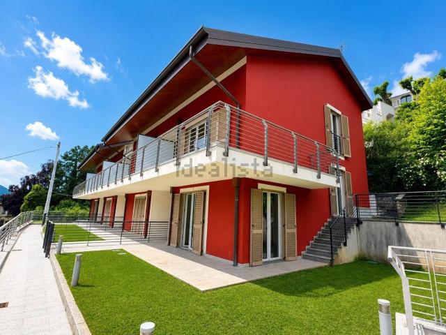 Villetta bifamiliare in vendita di 227 m² in Via Lazzaretto, 40