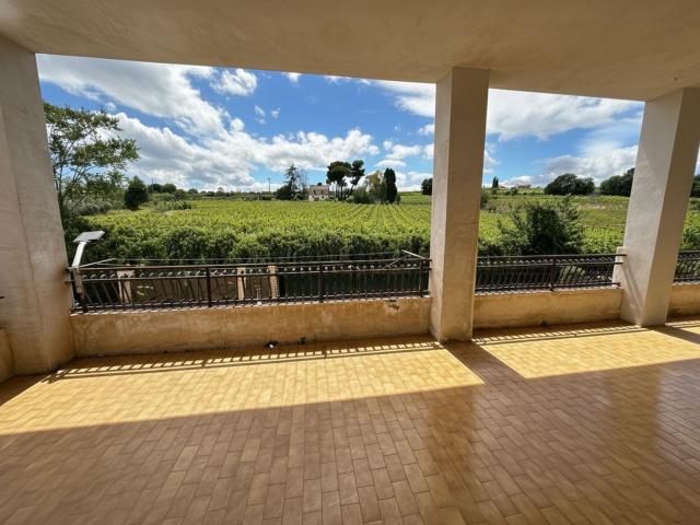 Villetta bifamiliare in vendita di 229 m² in Contrada Casecarogna, 14