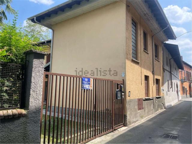 Villetta bifamiliare in vendita di 230 m² in Piazza San Michele