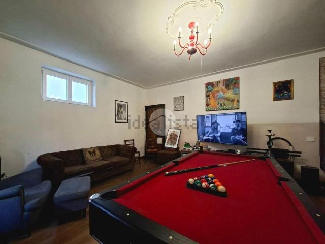 Villetta bifamiliare in vendita di 230 m² in Strada Biola, 27