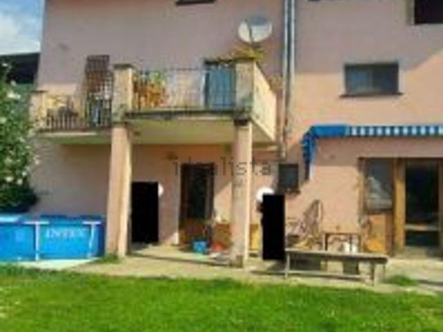 Villetta bifamiliare in vendita di 230 m² in Via Boscarini, 47