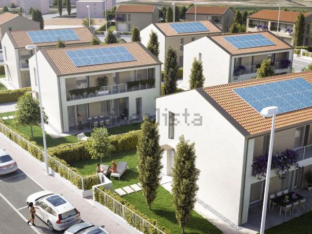 Villetta bifamiliare in vendita di 230 m² in Via Ceresone
