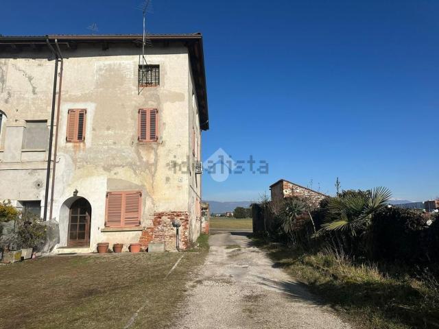 Villetta a schiera in vendita di 230 m² in Via Garibaldi, 172