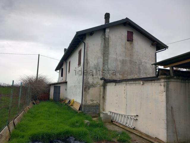 Villetta bifamiliare in vendita di 230 m² in Via Molinetto
