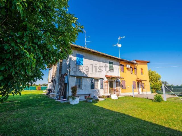 Villetta bifamiliare in vendita di 230 m² in Via Ridolfina, 1077
