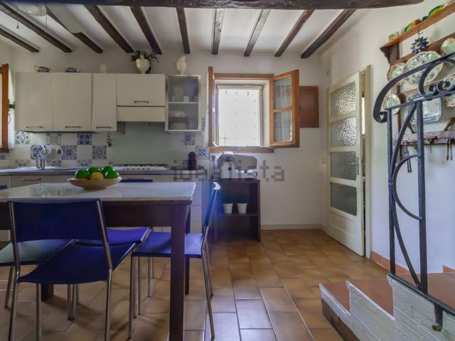 Villetta bifamiliare in vendita di 230 m²