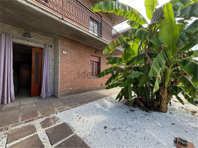 Villetta bifamiliare in vendita di 230 m²