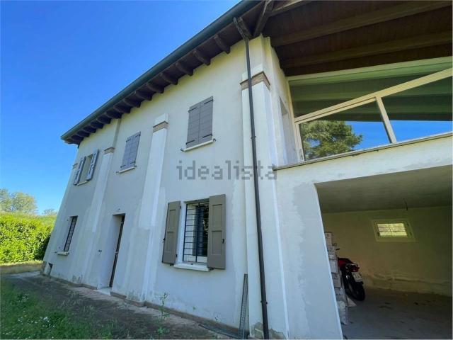 Villetta bifamiliare in vendita di 230 m²