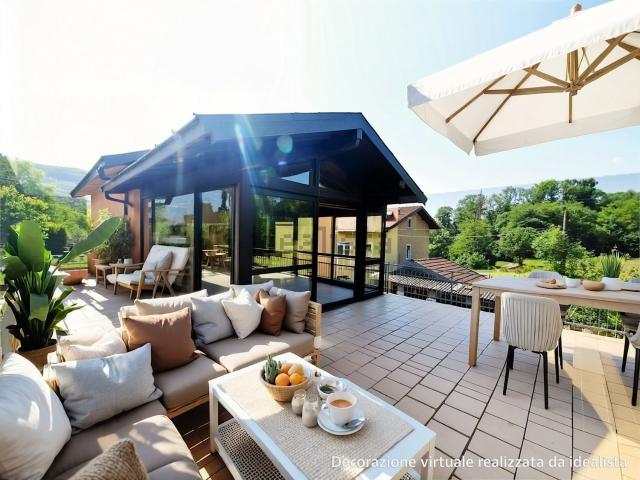 Villetta bifamiliare in vendita di 235 m² in Via Bostano