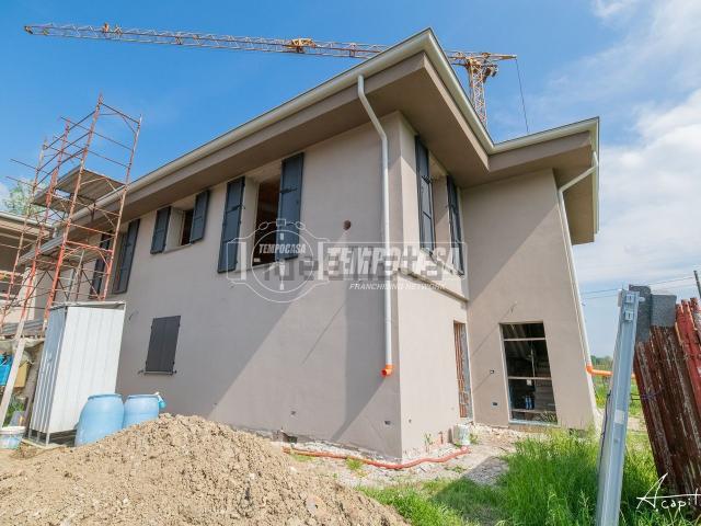Villetta bifamiliare in vendita di 238 m² in Strada delle Quattro Ville