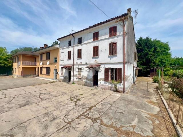Villetta bifamiliare in vendita di 238 m² in Via Malpensata di Sopra, 23