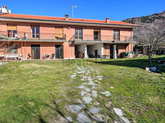 Villetta bifamiliare in vendita di 340 m² in Via Milanere, 29