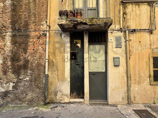Villetta bifamiliare in vendita di 35 m² in Via Panebianco, 11