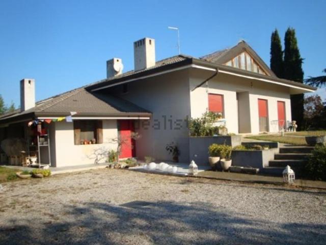 Villetta bifamiliare in vendita di 360 m² in Via di Riva, 4
