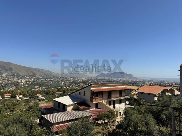 Villetta bifamiliare in vendita di 380 m² in Via Altofonte, 28