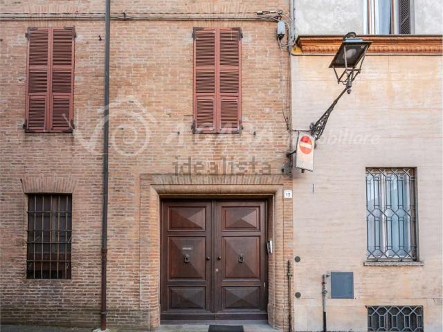 Villetta bifamiliare in vendita di 392 m² in Via Alberto Galeotti, 13
