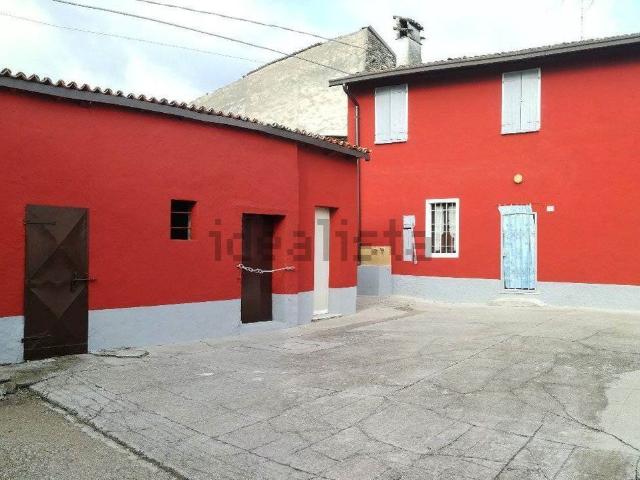Villetta bifamiliare in vendita di 300 m² in Strada San Pietro Lavacchiello