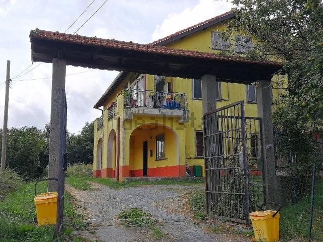 Villetta bifamiliare in vendita di 300 m² in Via G. B. Parodi