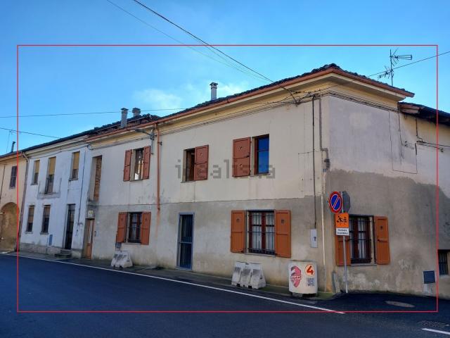 Villetta bifamiliare in vendita di 300 m² in Via Guglielmo Marconi, 10