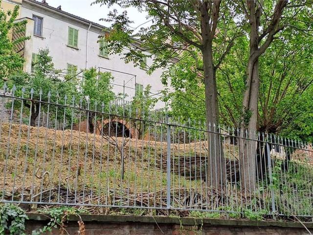 Villetta bifamiliare in vendita di 300 m² in Via Porro