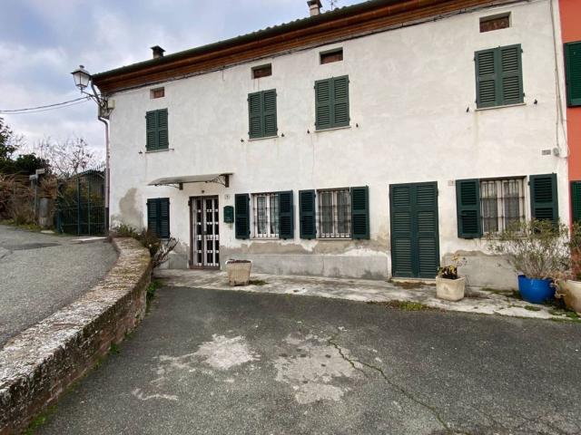 Villetta bifamiliare in vendita di 305 m² in Piazza Milite Ignoto, 9