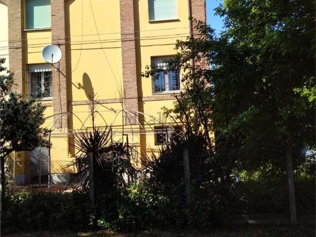 Villetta bifamiliare in vendita di 309 m² in Via Daria Malaguzzi, 8
