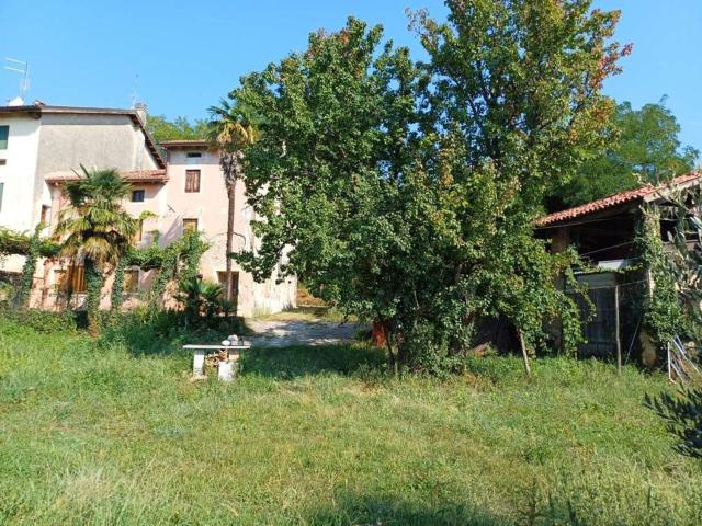 Villetta bifamiliare in vendita di 309 m²