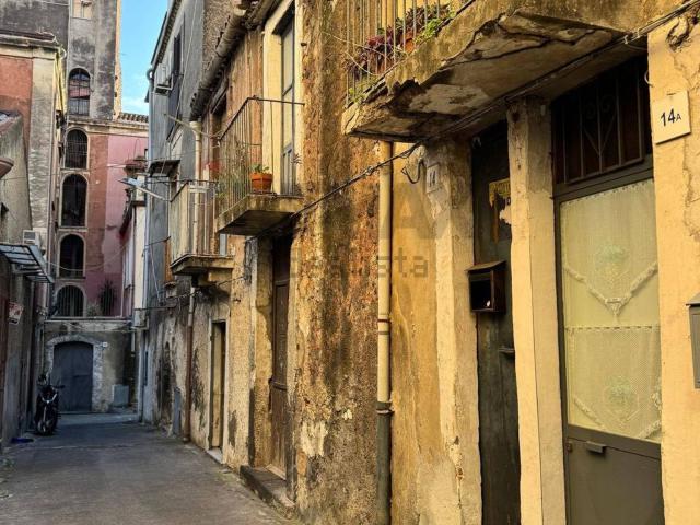 Villetta bifamiliare in vendita di 30 m² in Via Panebianco, 9