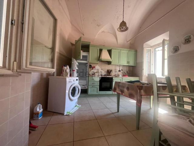 Villetta bifamiliare in vendita di 313 m² in Via Vittorio Emanuele, 13