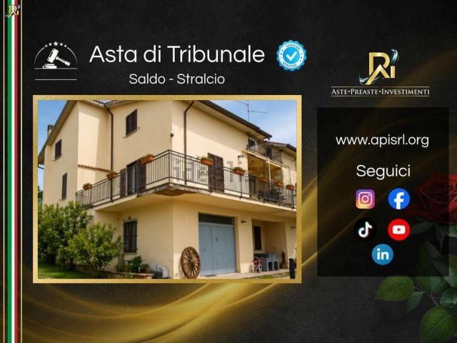 Villetta bifamiliare in vendita di 312 m² in Località I Poderi