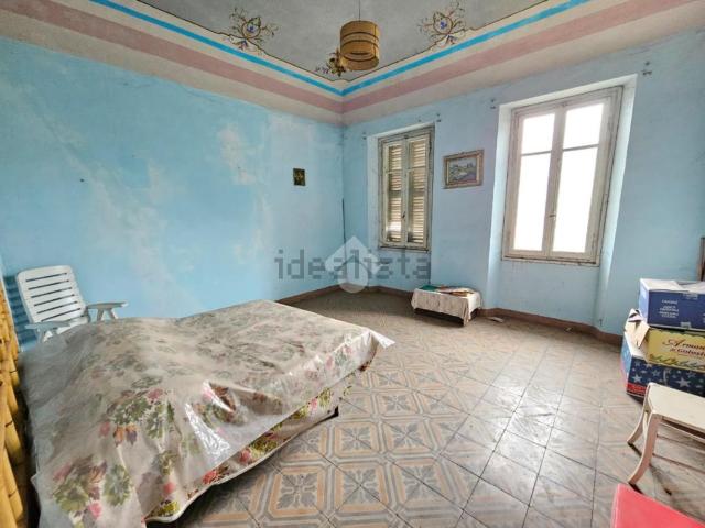 Villetta bifamiliare in vendita di 315 m² in Via G. Matteotti, 9