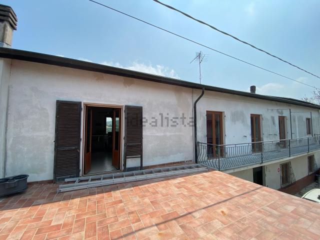 Villetta bifamiliare in vendita di 320 m² in Viale Federico Anselmino, 33