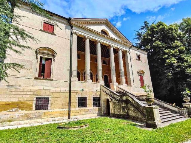Villetta bifamiliare in vendita di 3300 m² in Strada coltura di tesina, 2