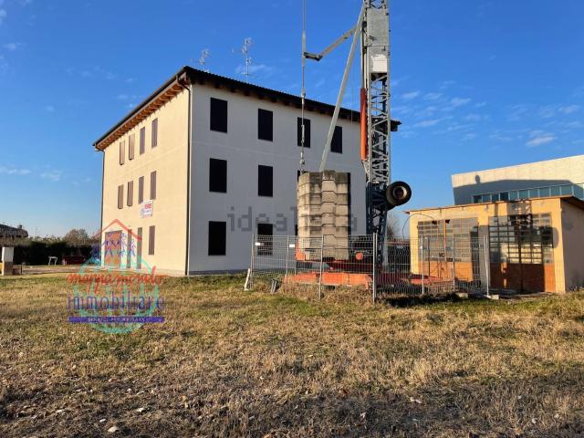 Villetta bifamiliare in vendita di 330 m² in Via Maestra Grande, 20