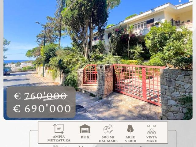 Villetta bifamiliare in vendita di 330 m² in Via Pietro Micca, 41