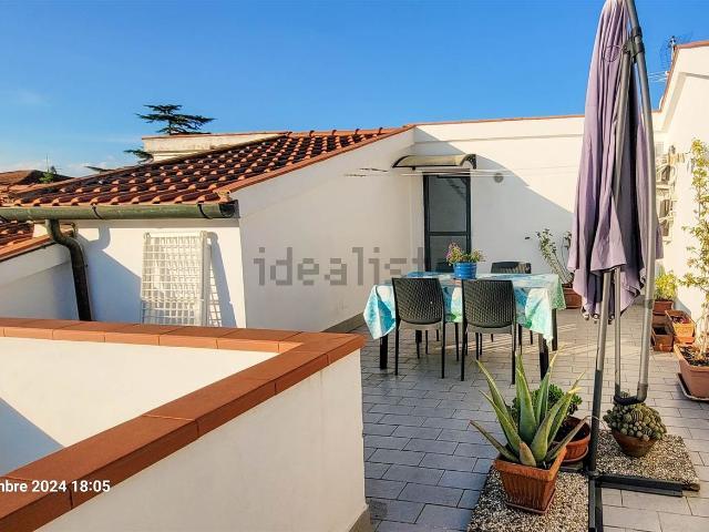 Villetta bifamiliare in vendita di 336 m²