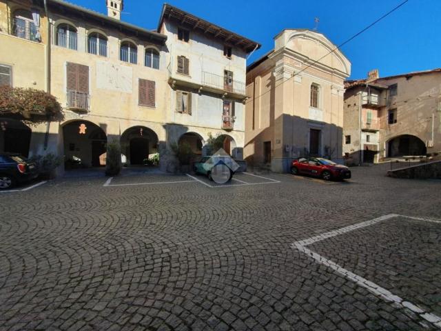 Villetta bifamiliare in vendita di 450 m² in Borgo Inferiore, 29